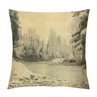 Personality  Retro Image Of Winter Landscape Pillow Covers
