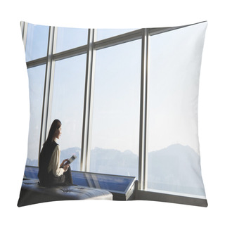 Personality  Business Worker Using Digital Tablet Pillow Covers