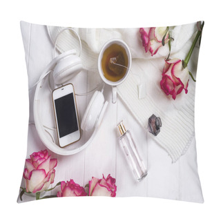 Personality  Tea And Roses. Valentines Day Or 8 March . Delicious Breakfast. Pillow Covers