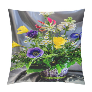 Personality  Tender Flowers Bouquet Pillow Covers