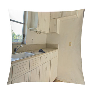 Personality  Empty Old Rundown Kitchen Pillow Covers