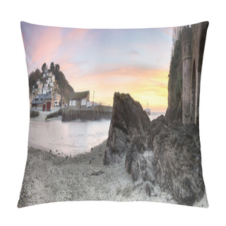 Personality  Looe In Cornwall Pillow Covers