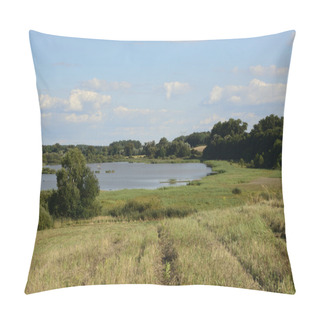 Personality  Outside The City - Rural Landscape - A Field  Pillow Covers