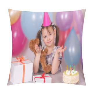 Personality  Funny Little Girl On Her Birthday Pillow Covers
