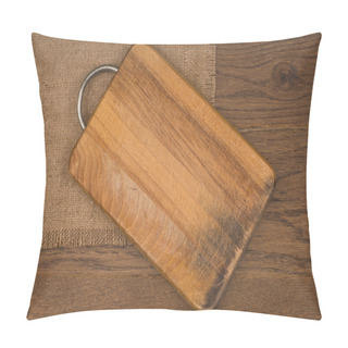Personality  Empty Vintage Cutting Board On Planks Food Background Concept Pillow Covers
