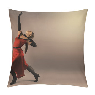 Personality  Flamenco Woman Dancer Pillow Covers