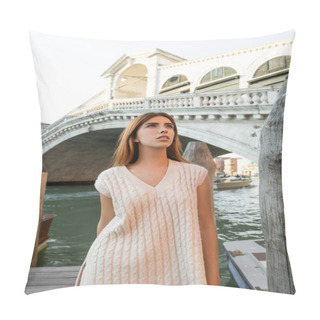 Personality  Pretty Woman In Sleeveless Jumper Looking Away Near Rialto Bridge In Venice Pillow Covers