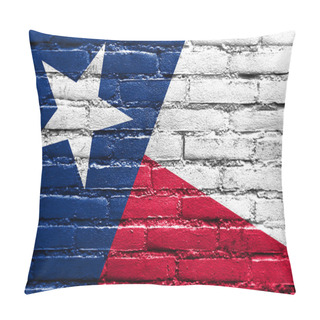 Personality  Texas State Flag Painted On Brick Wall Pillow Covers