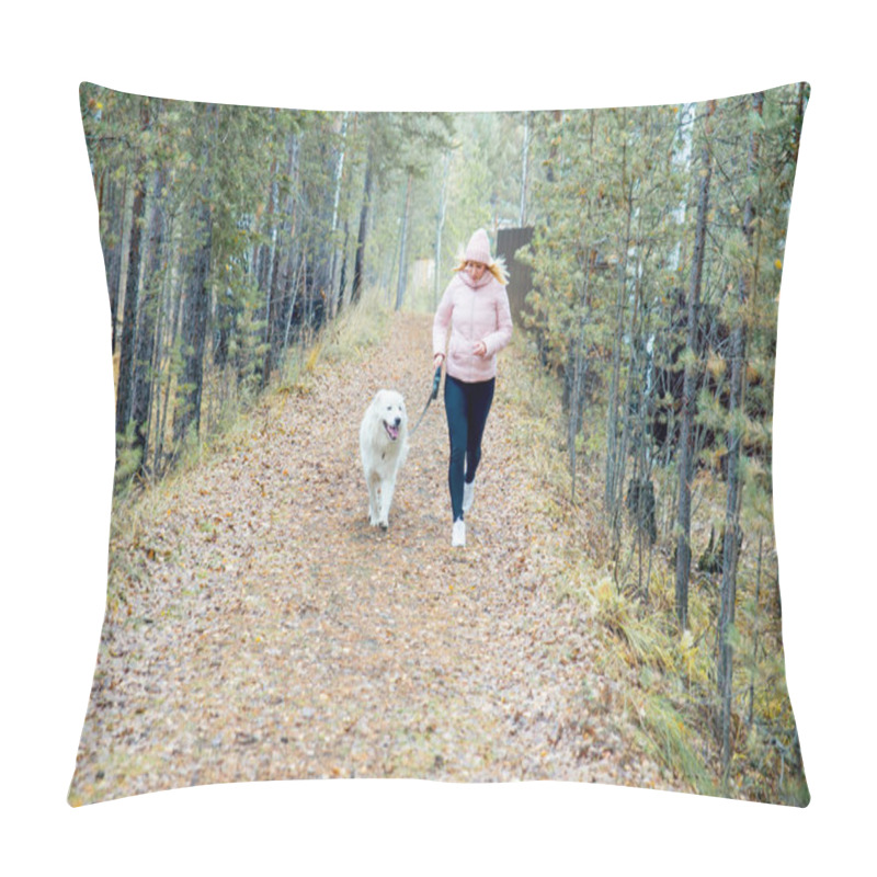 Personality  A Pretty Woman Is Walking Her Dog Pillow Covers