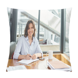 Personality  Attractive Brunette Woman In Business Casual Attire Smiling And Looking At Camera, Coworking Pillow Covers