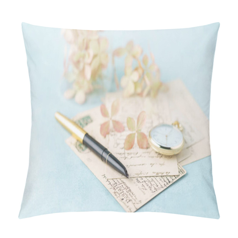 Personality  vintage cards and hydrangea flowers pillow covers
