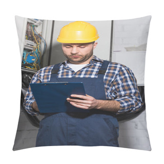 Personality  Electrician Filling Checklist Of Power Line Maintenance Pillow Covers