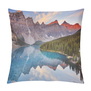 Personality  Moraine Lake At Sunrise, Banff National Park, Canada Pillow Covers