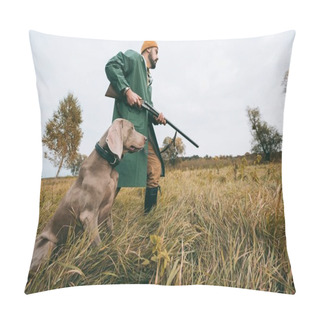 Personality  Hunter Going With Gun And Dog Pillow Covers