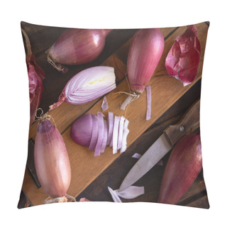 Personality  Sliced Red Tropea Onions With A Knife On A Wooden Board  Top View. Traditional Local South Italian Vegetable. Cooking Process In Home Kitchen Pillow Covers