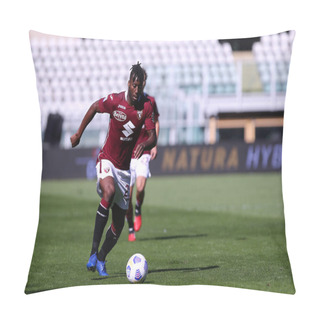 Personality  Torino, Italy. 26th September 2020. Soualiho Meite Of Torino FC   During The The Serie A Match  Between Torino Fc And Atalanta Calcio.  Pillow Covers