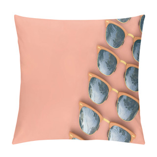 Personality  Summer Sunglasses With Tropical Palm Tree Reflections. 3D Rendering Pillow Covers