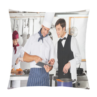 Personality  Waiter And Chef Using Digital Tablet In Kitchen Pillow Covers