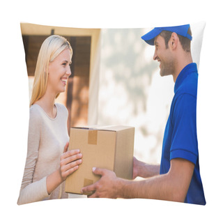 Personality  Delivery Man Giving A Cardboard Box To Woman Pillow Covers