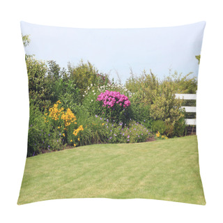 Personality  Perennial Garden Pillow Covers