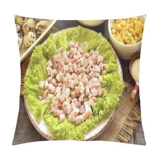 Personality  Rinse Lettuce Leaves, Pat Dry, Place In A Circle On A Flat Serving Plate. Cut The Ham Into Small Cubes, Put On Lettuce Leaves. Pillow Covers