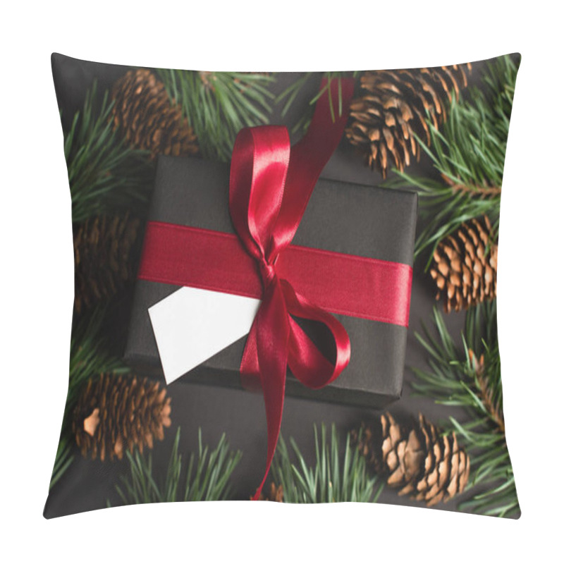 Personality  Top View Of Wrapped Gift Box With Red Ribbon And Blank Card Near Fir Branches And Pine Cones On Black Pillow Covers