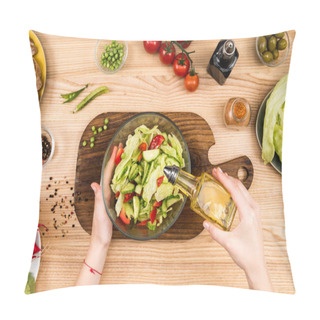 Personality  Woman Preparing Salad Pillow Covers