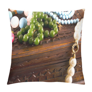 Personality  Bijouteria Pillow Covers