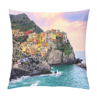 Personality  Colorful Houses On A Rock In Manarola, Cinque Terre, Italy Pillow Covers