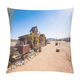 Personality  Street And Trolley Tuck In Pioneer Town Pillow Covers