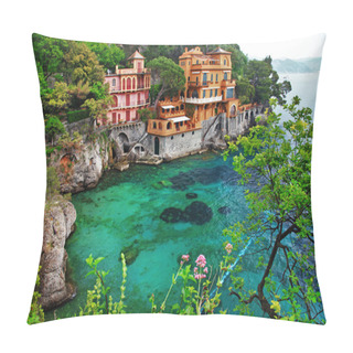 Personality  Villa In Portofino, Liguria, Italy. Retro Styled Pictures Pillow Covers