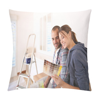 Personality  Couple In New House Choosing Color For Walls Pillow Covers