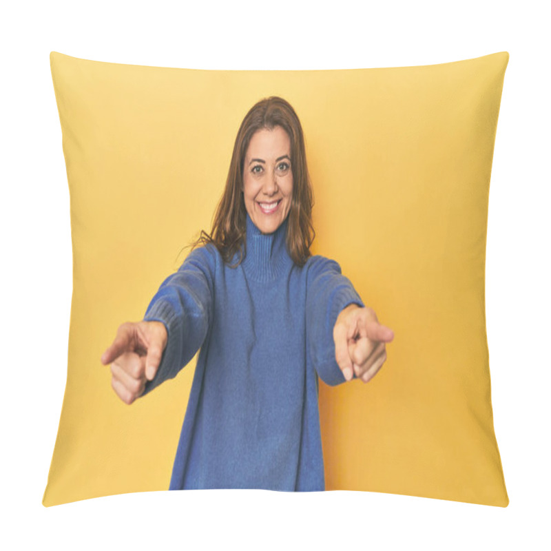 Personality  Portrait Of Beautiful Adult Woman Cheerful Smiles Pointing To Front. Pillow Covers