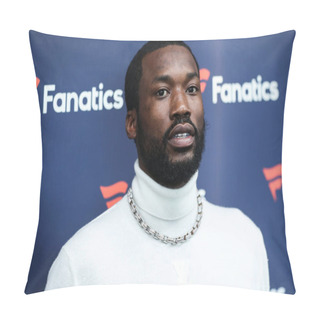 Personality  American Rapper Meek Mill (Robert Rihmeek Williams) Arrives At Michael Rubin's Fanatics Super Bowl Party 2022 Held At 3Labs On February 12, 2022 In Culver City, Los Angeles, California, United States Pillow Covers