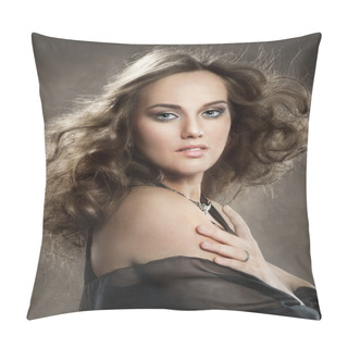 Personality  Woman With Curly Hairstyle Pillow Covers