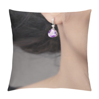 Personality  Close Up Detail Of A Beautiful Earring In Glamour Shot Pillow Covers