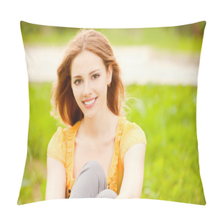 Personality  Beautiful Girl Sits On Lawn Pillow Covers