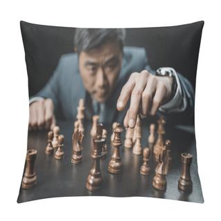 Personality  Asian Businessman Playing Chess Pillow Covers