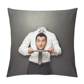 Personality  Head On The White Plate Pillow Covers