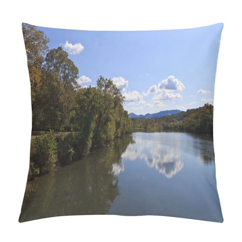 Personality  James River In Virginia Pillow Covers