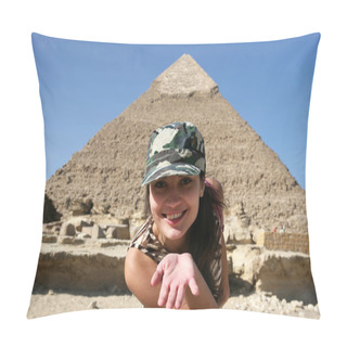Personality  Girl In The Desert Pillow Covers