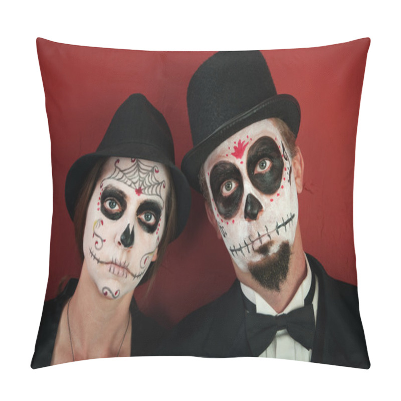 Personality  Couple in Skull Makeup pillow covers