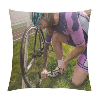 Personality  Cyclist Pumping Bicycle Wheel Pillow Covers