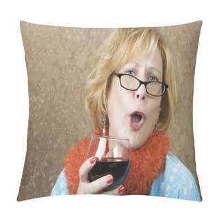 Personality  Funny Woman Drinking Wine Pillow Covers