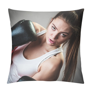 Personality  Woman In Black Gloves Boxing Pillow Covers
