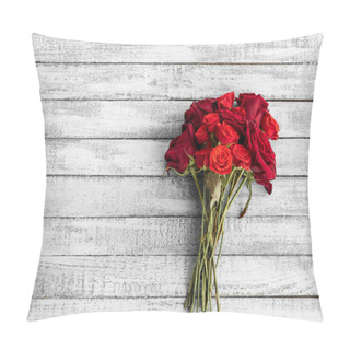 Personality  Top View Of Beautiful Red Roses Bouquet On Grungy Grey Wooden Table With Copy Space Pillow Covers