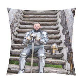Personality  Knight In The Armor On The Wooden Steps. Knightly Armor And Weapon Pillow Covers
