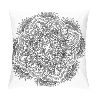 Personality  Round Ornamental Mandala. Pillow Covers