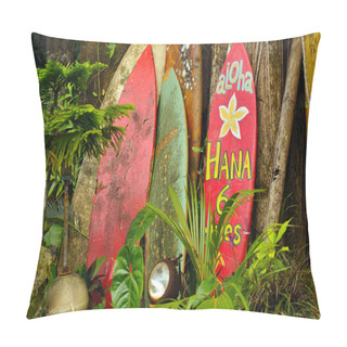 Personality  Welcome Display On The Road To Hana, Hawaii Pillow Covers
