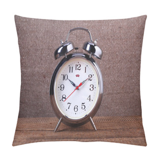 Personality  Clock - Vintage Old Alarm Clock Pillow Covers
